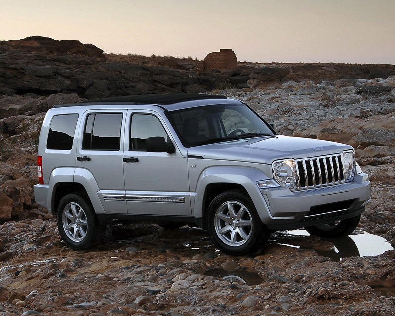 download JEEP LIBERTY KJ workshop manual