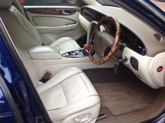 download Jaguar X350 workshop manual