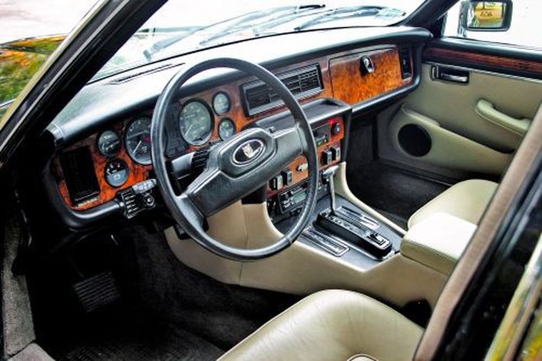 download Jaguar XJ40 Manual able workshop manual