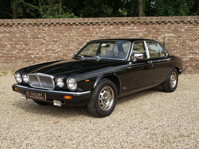 download Jaguar XJ6 Sovereign D to M registration workshop manual