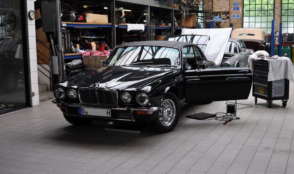 download Jaguar XJ6 workshop manual