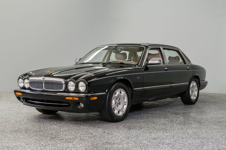 download Jaguar XJ8 Vanden Plas workshop manual