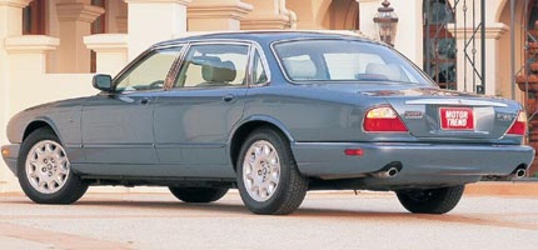 download Jaguar XJ8 workshop manual