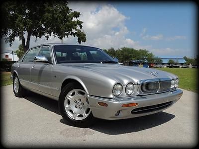 download Jaguar XJ8 workshop manual