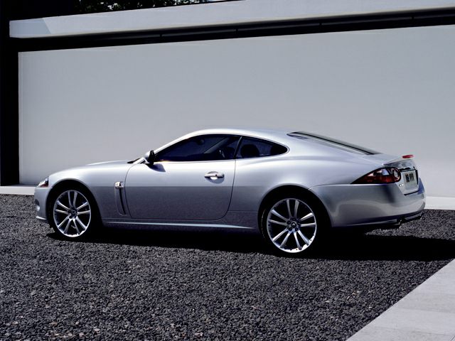 download Jaguar XKR workshop manual