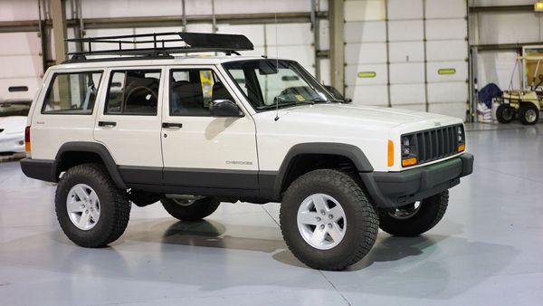 download Jeep Cherokee XJ workshop manual