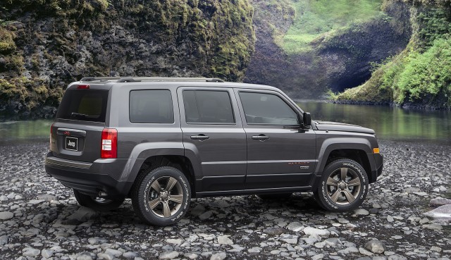 download Jeep Patriot workshop manual