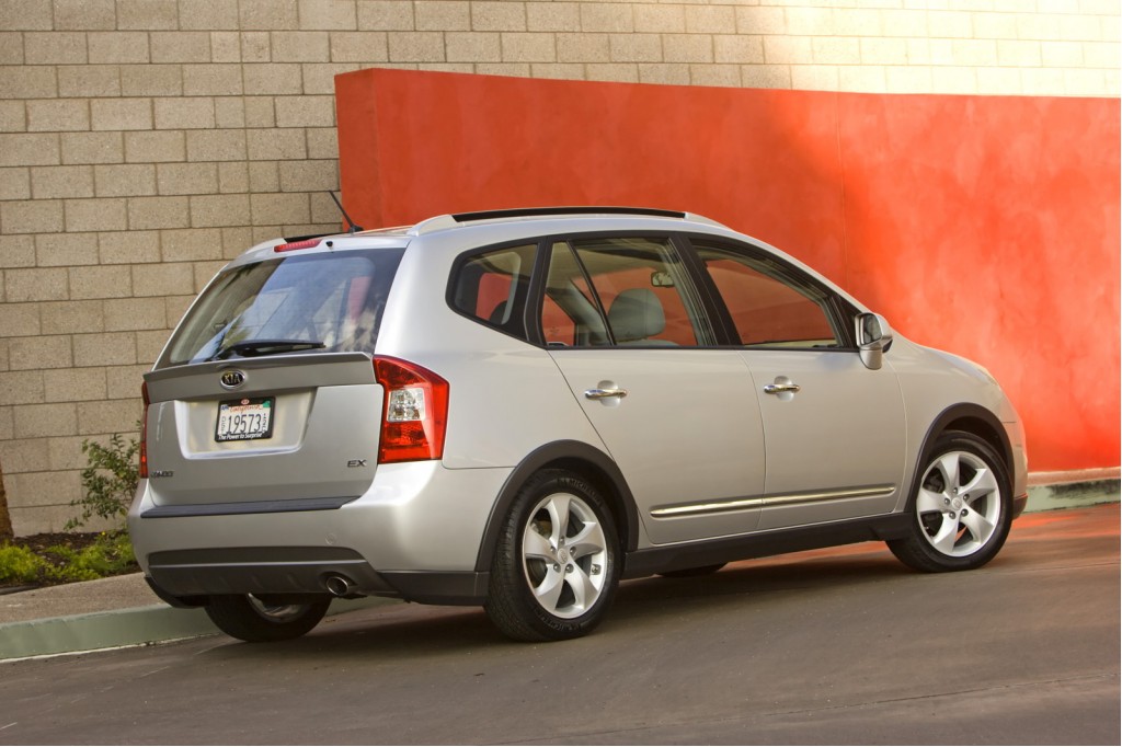 download KIA RONDO 2.7L workshop manual