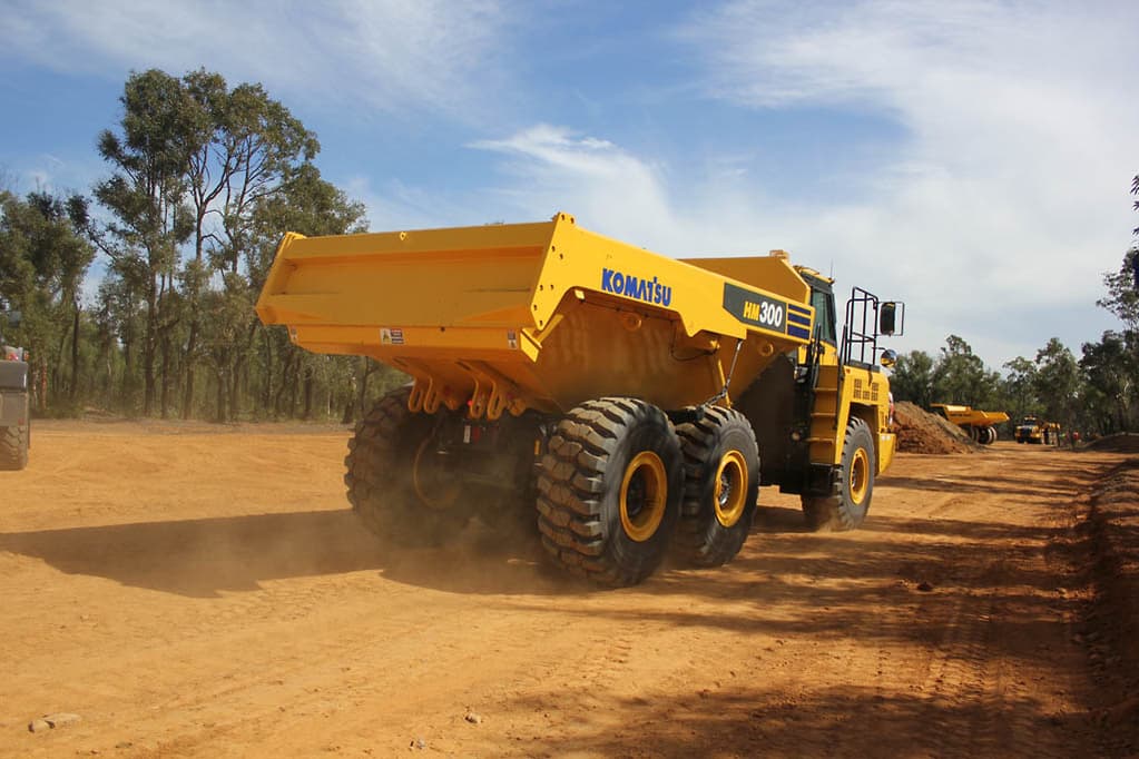 download KOMATSU 210M Dump Truck able workshop manual