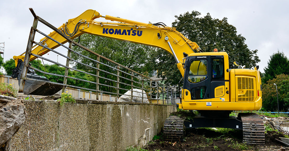 download KOMATSU PC228USLC 10 Hydraulic Excavator able workshop manual