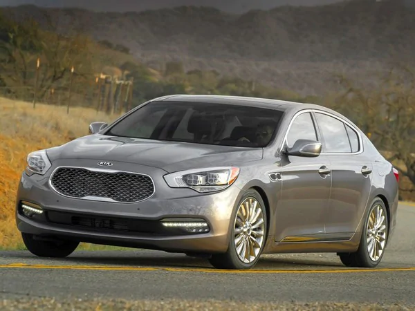 download Kia K900 workshop manual