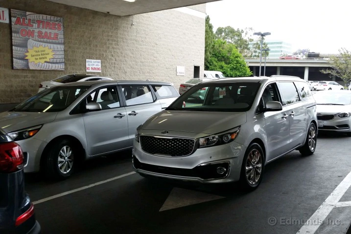 download Kia Sedona workshop manual