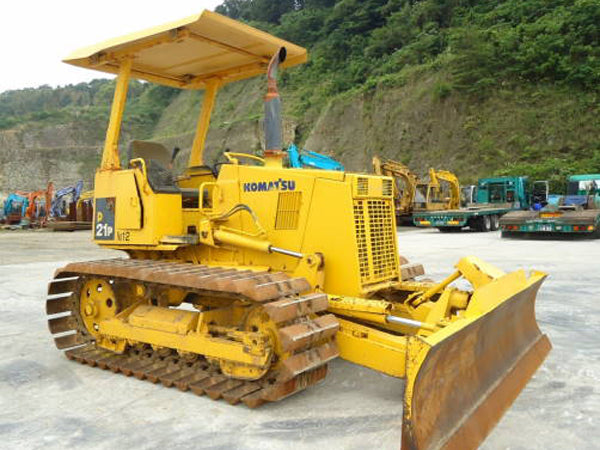 download Komatsu D21P 6B Bulldozer able workshop manual