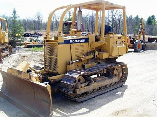 download Komatsu D31P 17 Bulldozer able workshop manual