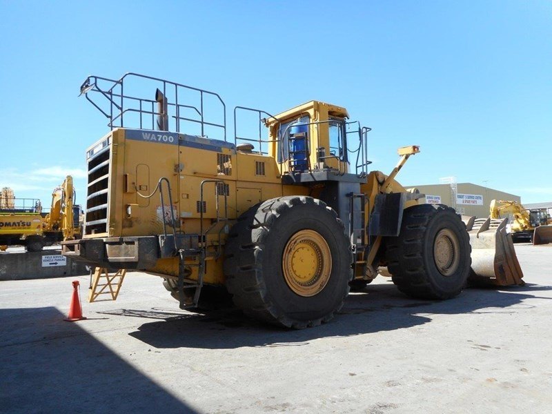 download Komatsu WA700 3 WA 700 Avance Wheel Loader able workshop manual