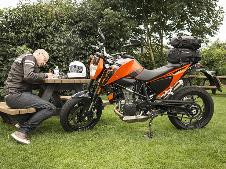 download Ktm 690 Duke Motorcycle able workshop manual