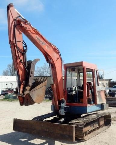 download Kubota KH 101 Excavator able workshop manual