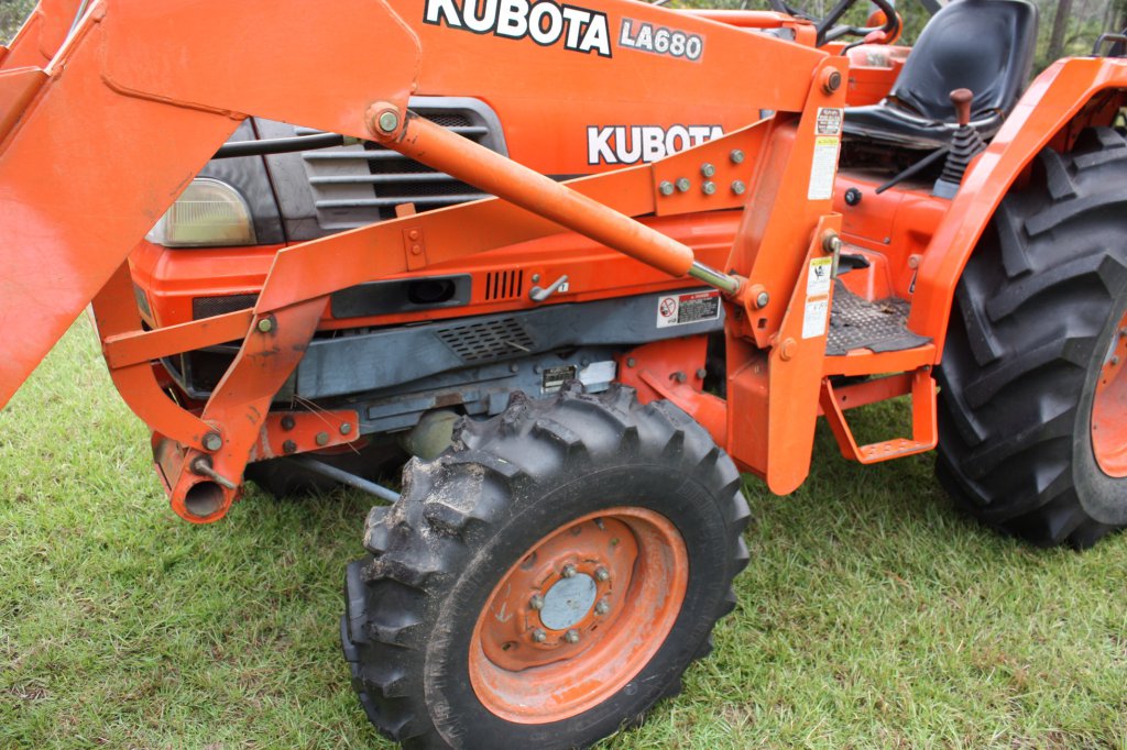download Kubota TractorB20 able workshop manual