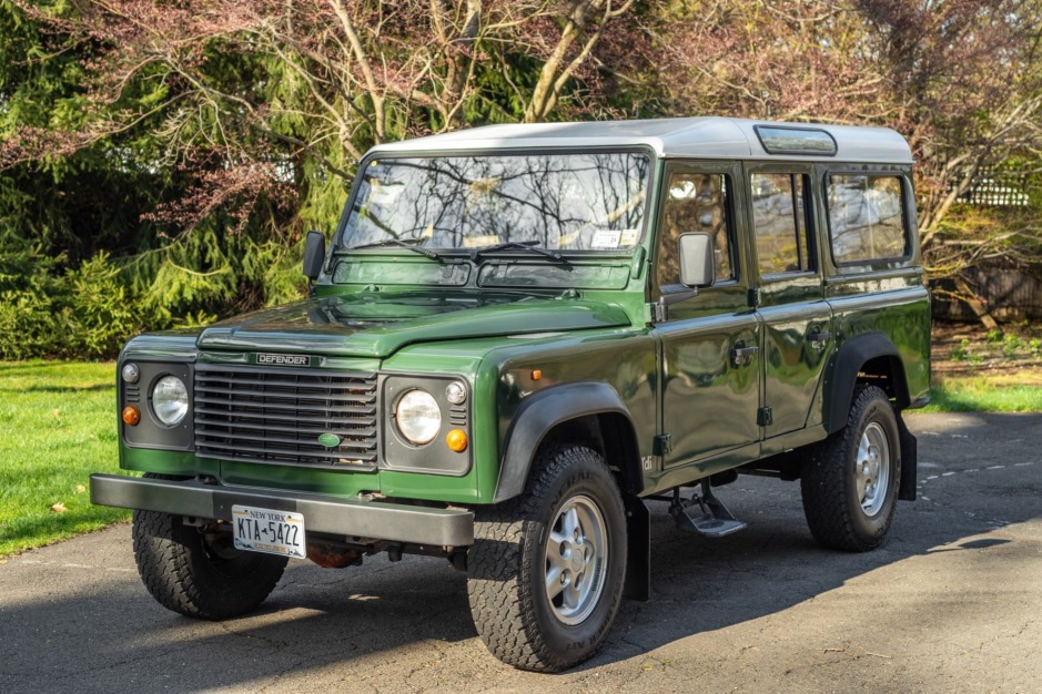 download Land Rover DEFENDER 300TDI able workshop manual