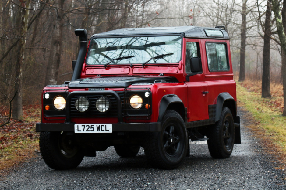 download Land Rover Defender 300 TDI able workshop manual