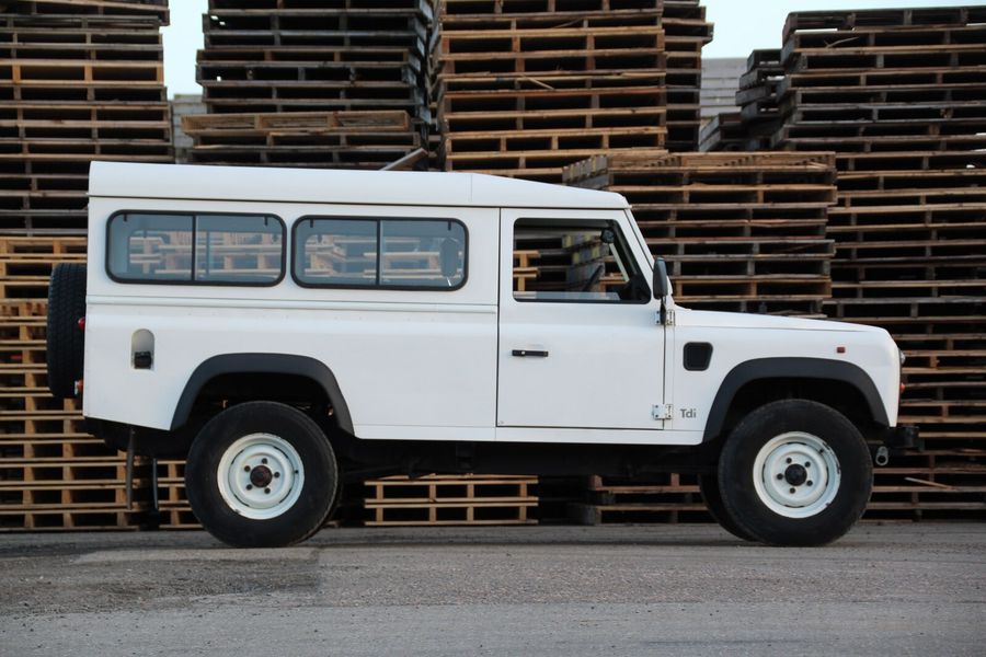 download Land Rover Defender 300 Tdi Manu able workshop manual