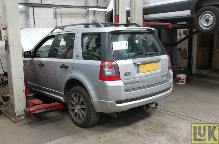 download Land Rover Freelander 2 workshop manual