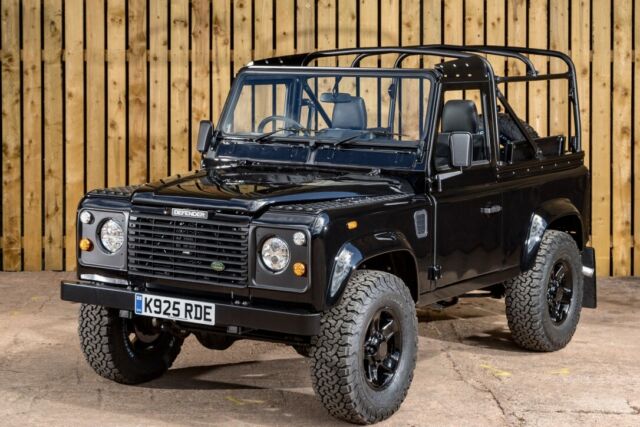 download LandRover Defender 300TDI workshop manual