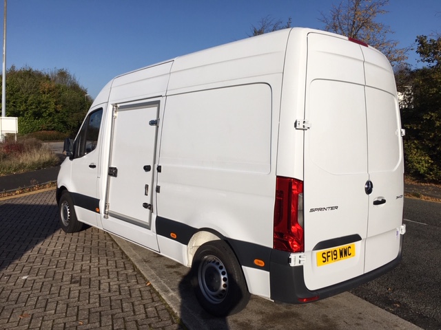 download MERCEDES SPRINTER VW CRAFTER ELEC DOOR workshop manual