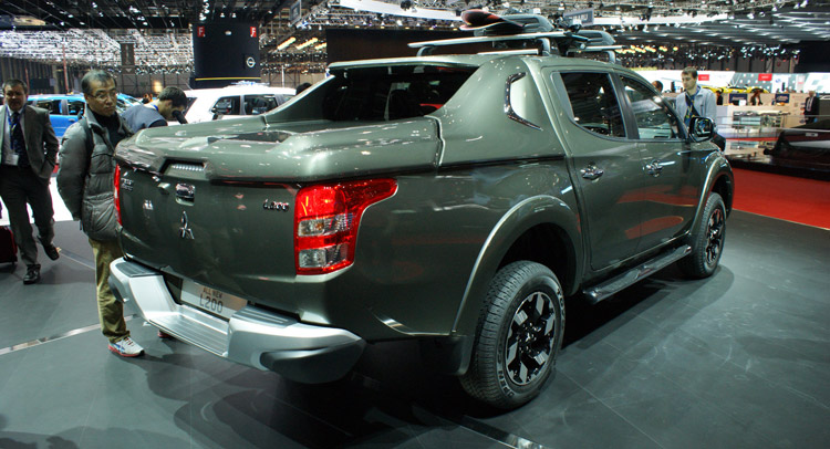 download MITSUBISHI L200 workshop manual