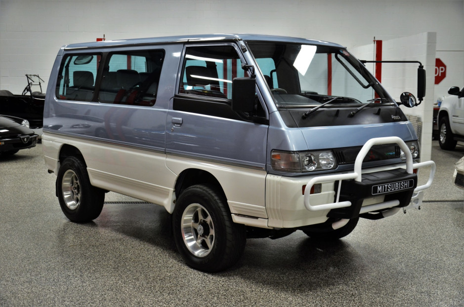 download Mitsubishi L300 Delica workshop manual