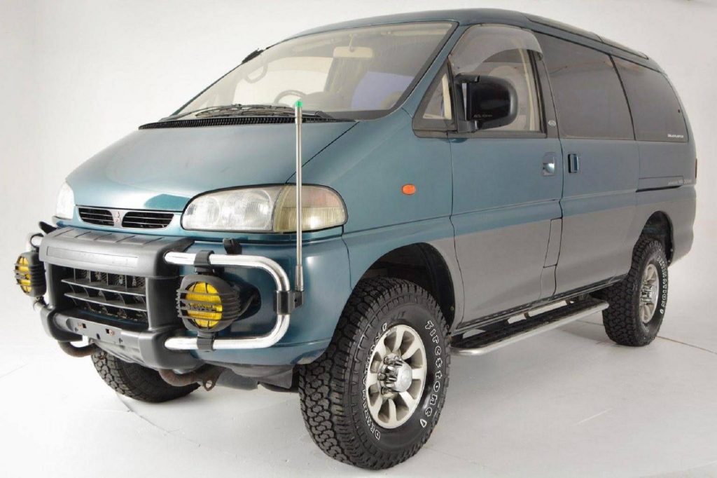 download MITSUBISHI L400 DELICA SPACE GEAR able workshop manual