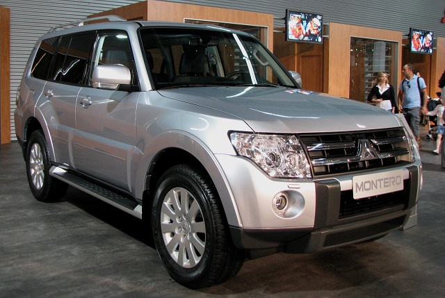 download MITSUBISHI MONTERO Year workshop manual