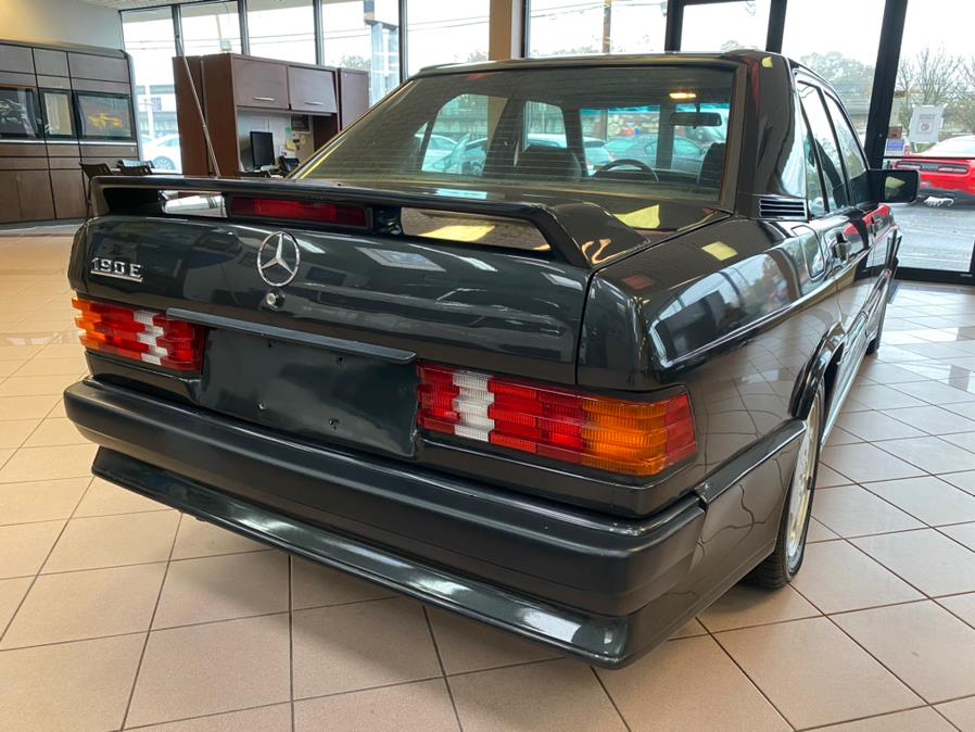 download Mercedes 190 E able workshop manual