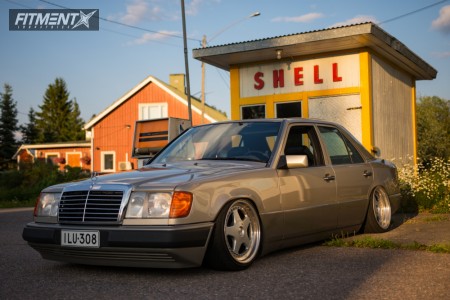 download Mercedes 300D 92 workshop manual