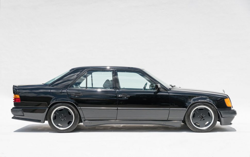 download Mercedes 300E 86 workshop manual