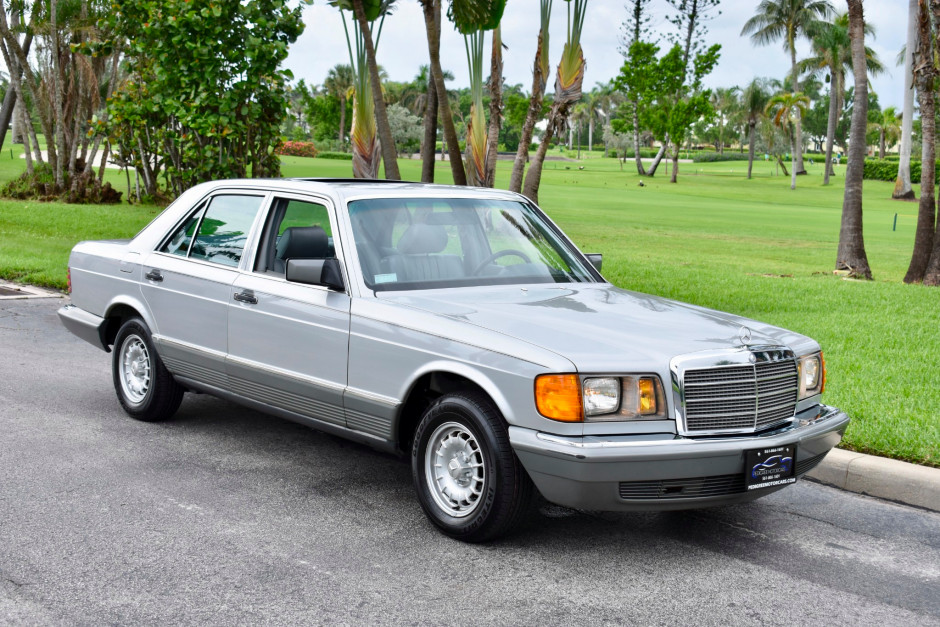 download Mercedes 300SD 84 workshop manual