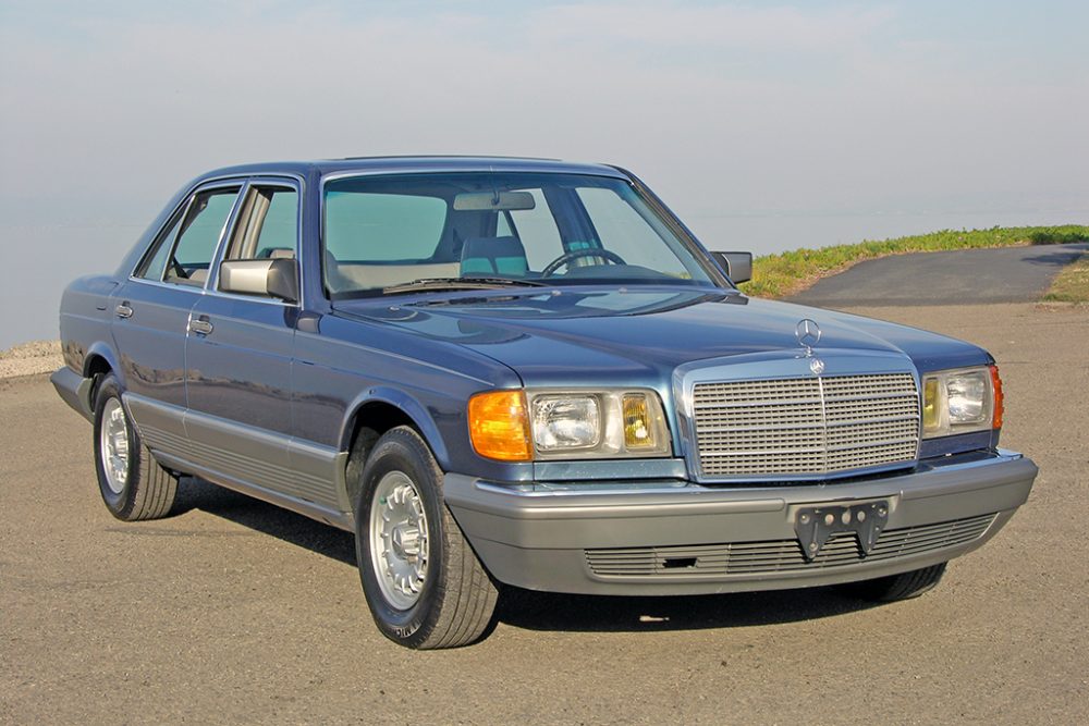 download Mercedes 300SD 84 workshop manual