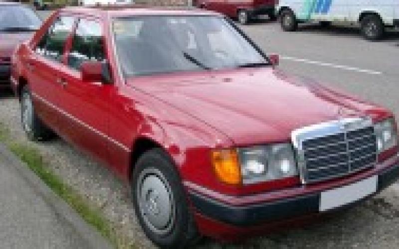 download Mercedes Benz 124 Sedan 300D TURBO 3L WSRM workshop manual