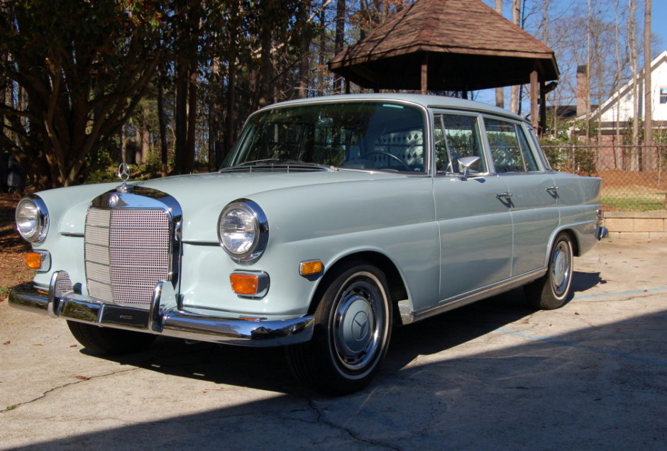 download Mercedes Benz 200D workshop manual