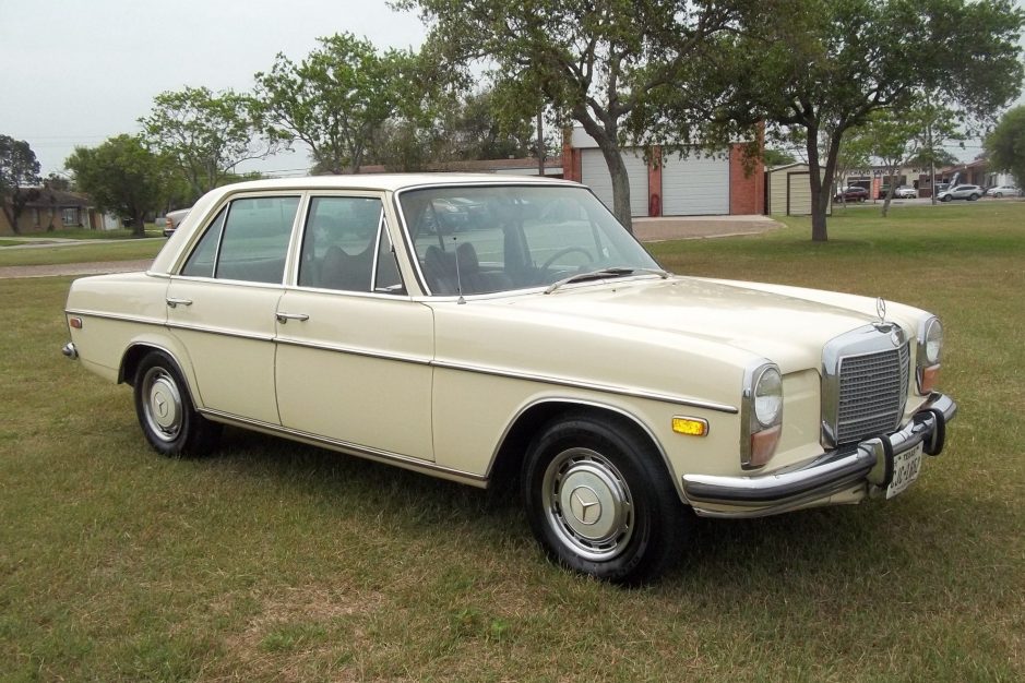 download Mercedes Benz 220D workshop manual