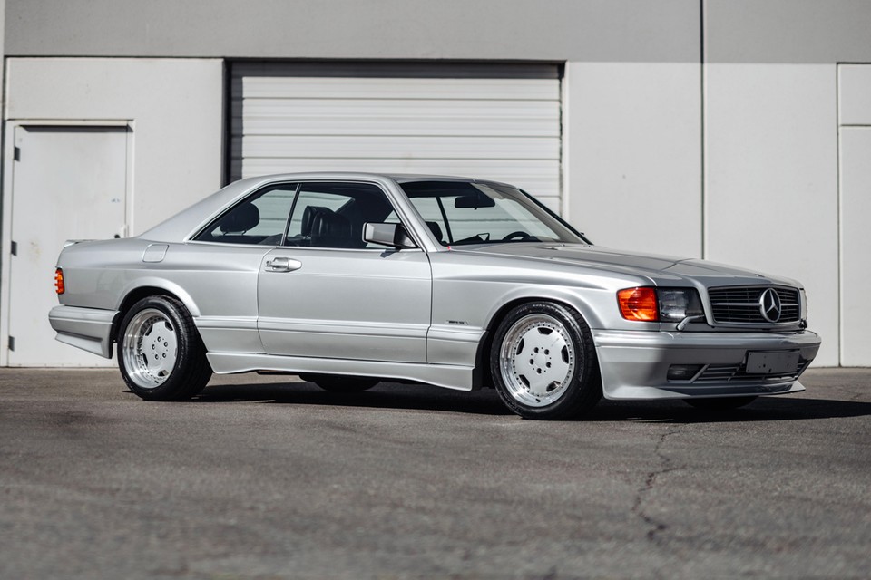 download Mercedes Benz 560SEC able workshop manual