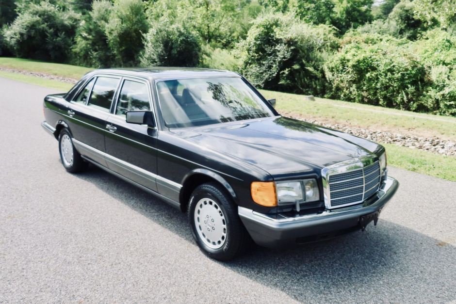 download Mercedes Benz 560SEL able workshop manual