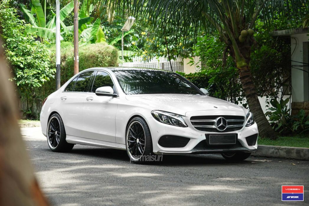 download Mercedes Benz C Class C300 workshop manual