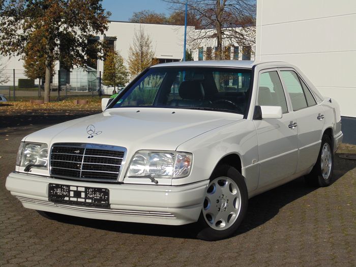 download Mercedes Benz E420 able workshop manual