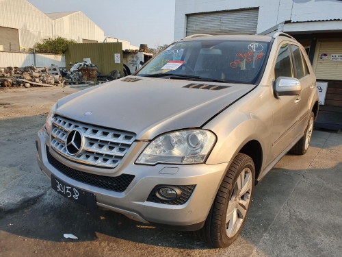 download Mercedes Benz ML320 ML350 ML500 workshop manual