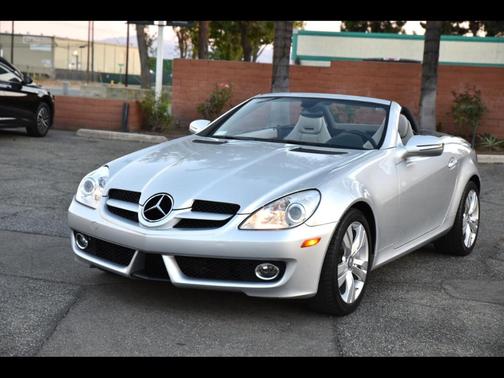 download Mercedes Benz SLK350 able workshop manual