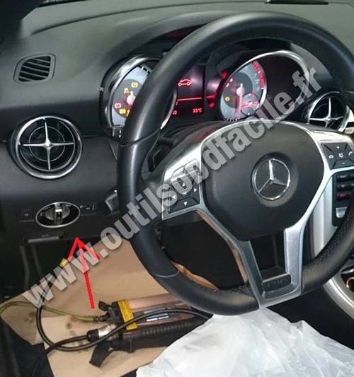 download Mercedes SLK to workshop manual