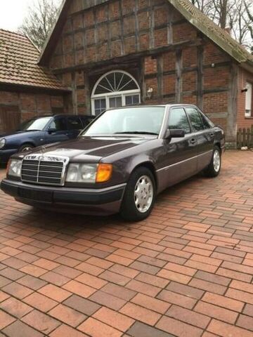 download Mercedes W124 workshop manual