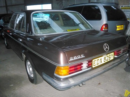 download Mercedes benz W123 280E workshop manual