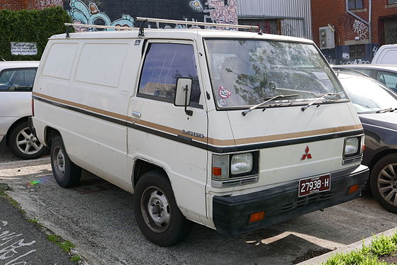 download Mitsubishi Express Van L400 Starwagon workshop manual